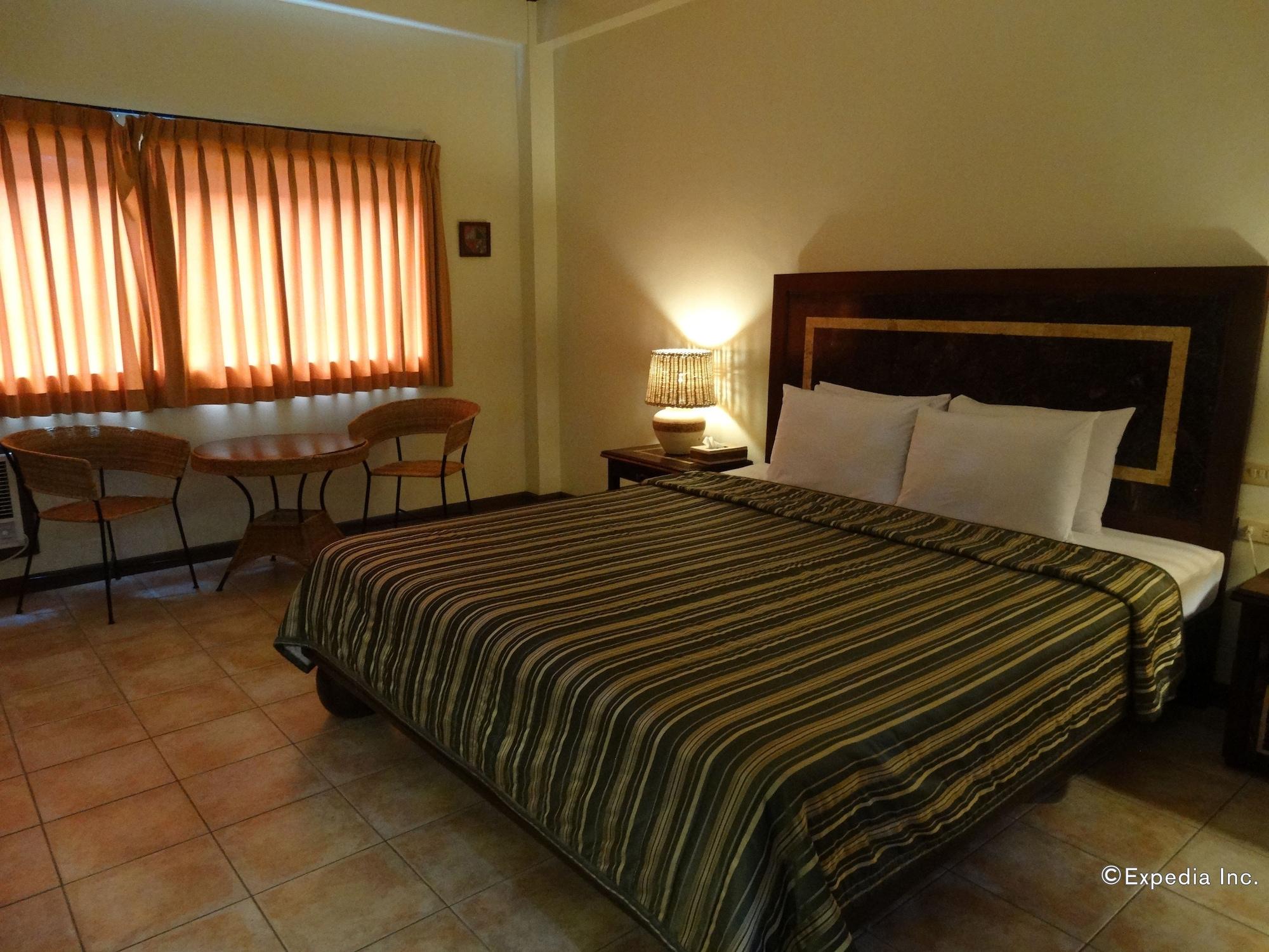Citystate Asturias Hotel Palawan Puerto Princesa Bagian luar foto