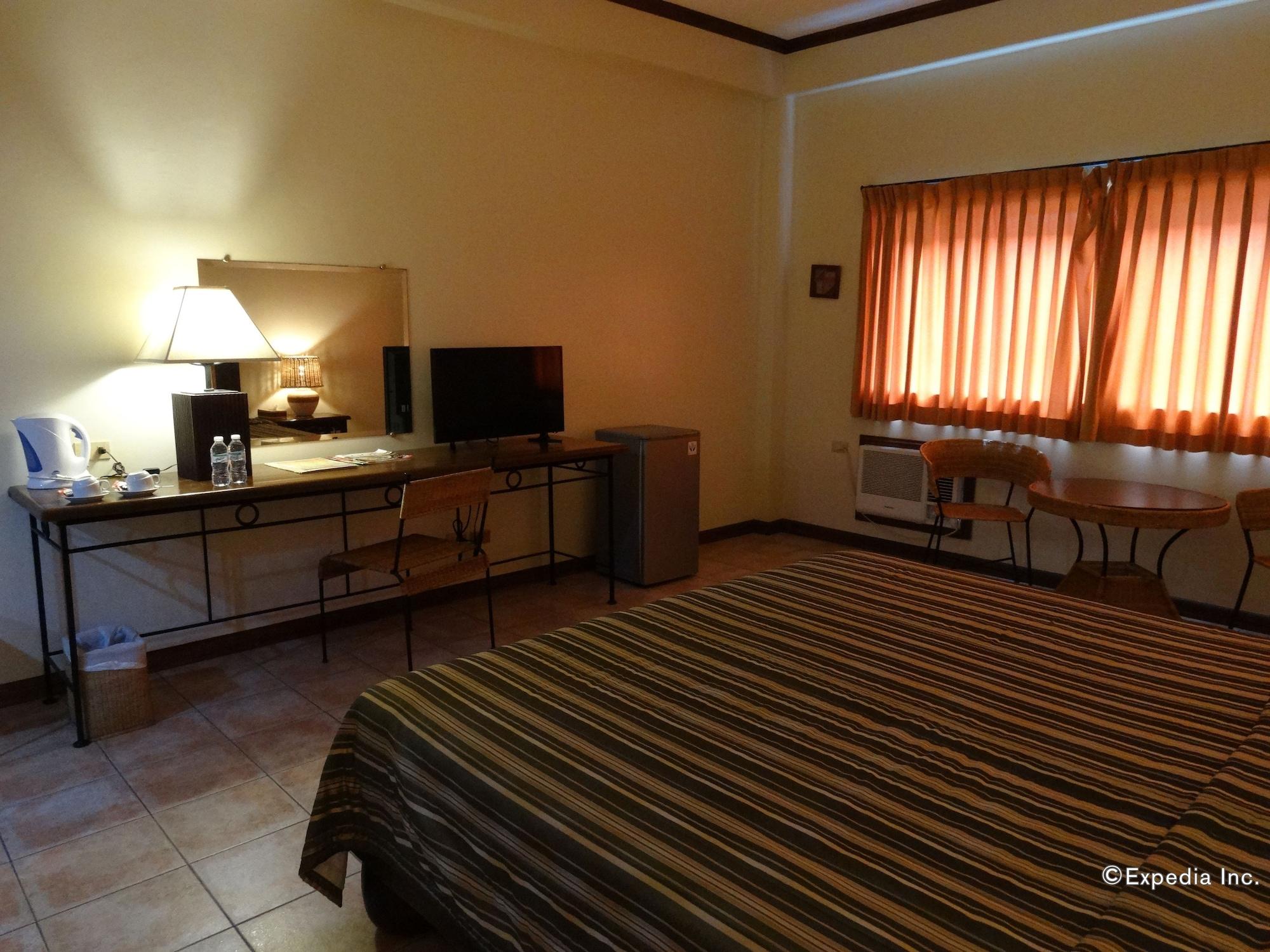 Citystate Asturias Hotel Palawan Puerto Princesa Bagian luar foto