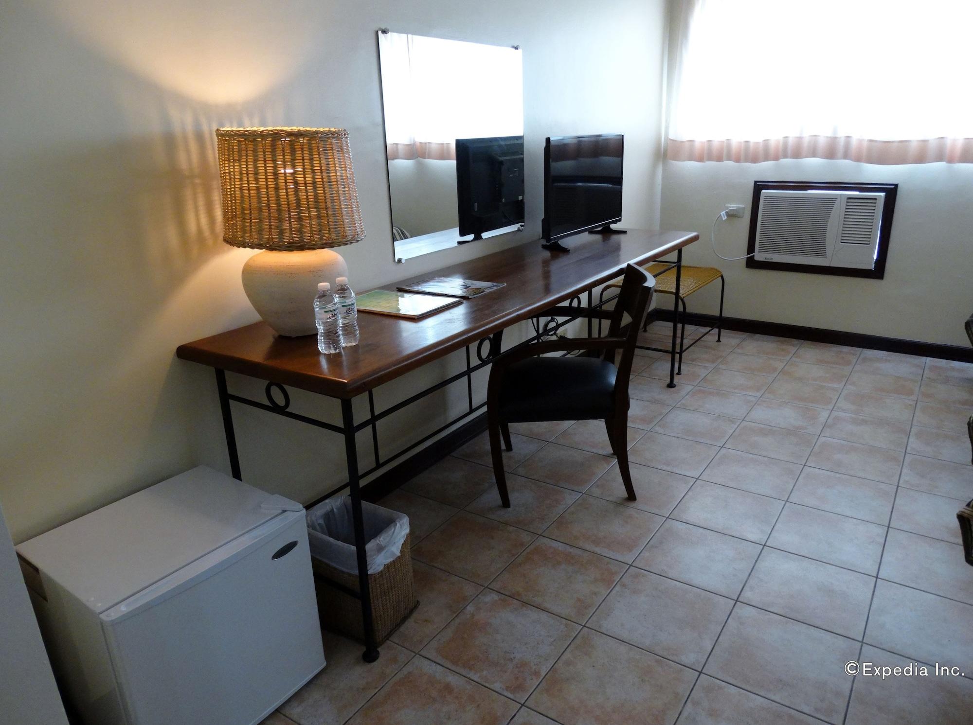 Citystate Asturias Hotel Palawan Puerto Princesa Bagian luar foto