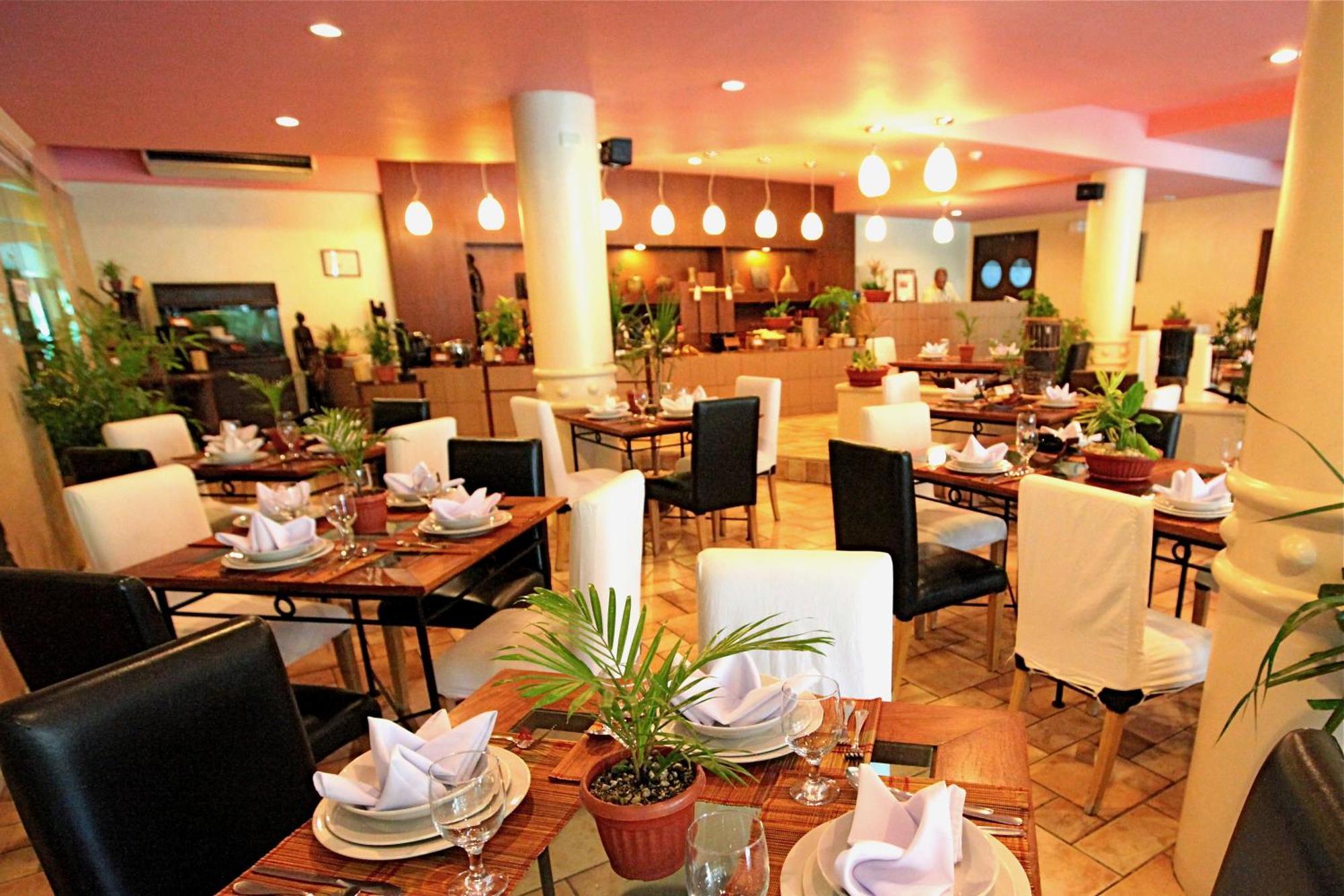 Citystate Asturias Hotel Palawan Puerto Princesa Bagian luar foto