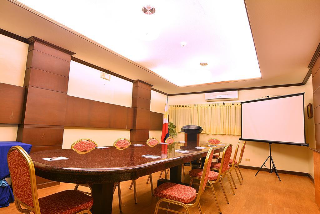 Citystate Asturias Hotel Palawan Puerto Princesa Bagian luar foto