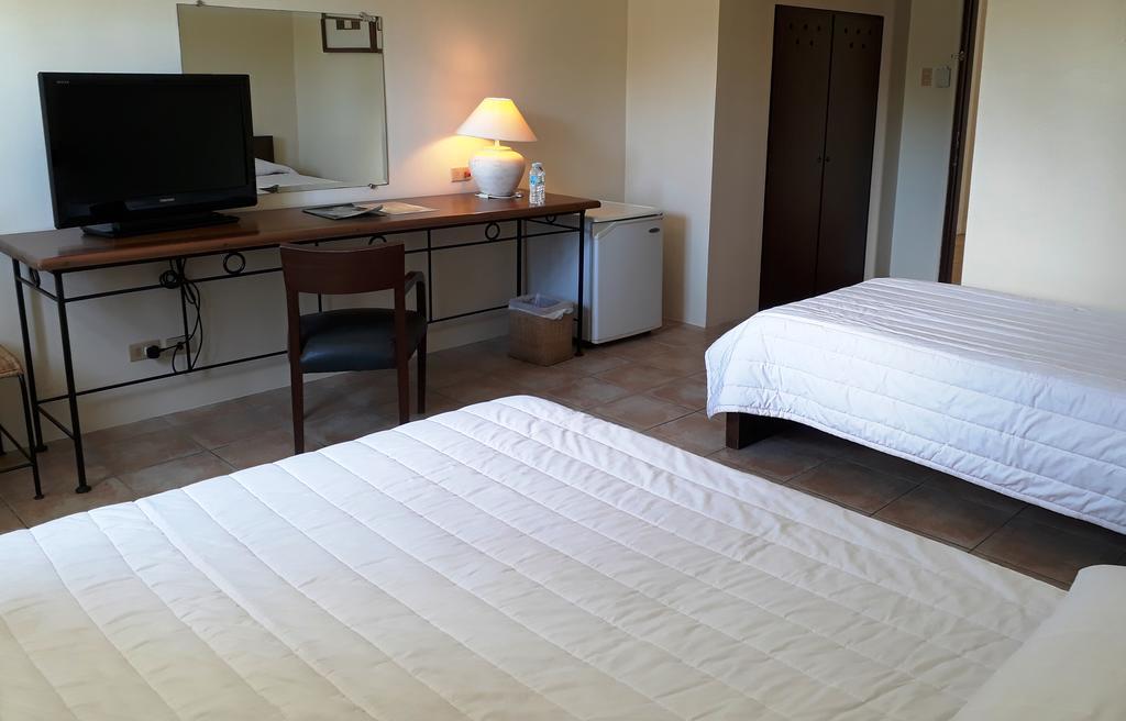 Citystate Asturias Hotel Palawan Puerto Princesa Bagian luar foto